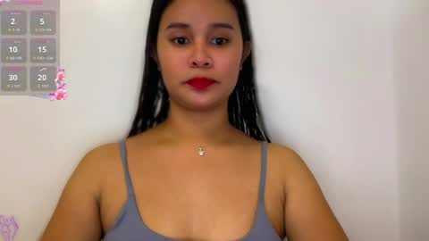 Snapshot of sweetjhessa69 chatting on May 25, 5:57 am sweetjhessa69 online show from May 25, 5:57 am