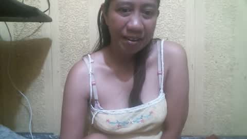 Snapshot of sweetkriss4u chatting on March 9, 10:19 am Chris online show from March 9, 10:19 am