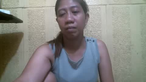 Snapshot of sweetkriss4u chatting on March 11, 10:10 am Chris online show from March 11, 10:10 am