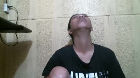 Snapshot of sweetkriss4u chatting on March 18, 9:45 am Chris online show from March 18, 9:45 am