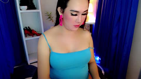 dessiree online show from February 23, 11:47 pm