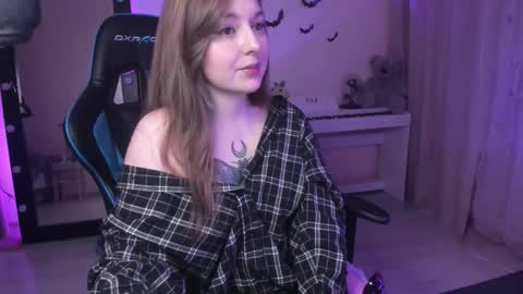 Lala online show from October 21, 9:04 pm