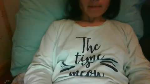 Snapshot of sweetlatinafit chatting on November 17, 12:27 am sweetlatinafit online show from November 17, 12:27 am