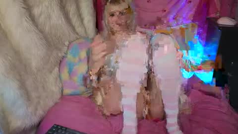 Sweet Laumina online show from January 8, 7:34 am
