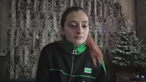 sweetliaison online show from December 21, 5:42 pm