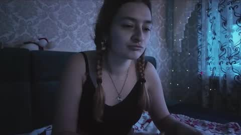 sweetliaison online show from February 25, 4:22 am