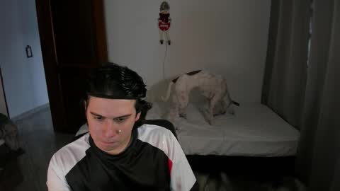 Lian online show from November 12, 5:35 pm