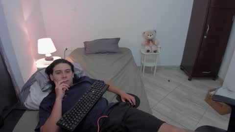 Lian online show from March 27, 2:06 am