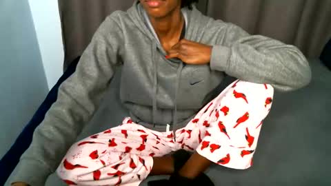 sweetlilly2540 online show from October 22, 6:51 pm