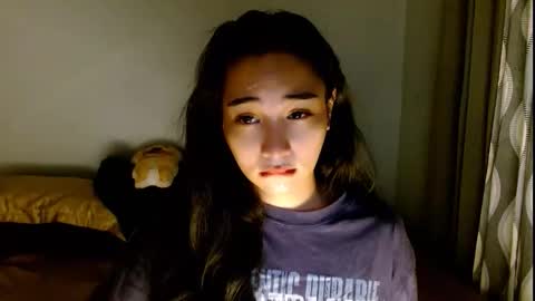 Lilly online show from March 29, 5:18 am