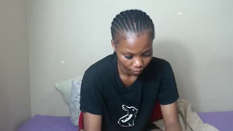 sweetlipss_ online show from September 9, 5:01 pm