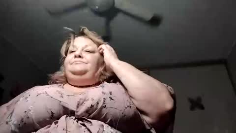 sweetlolajean online show from September 10, 1:05 am