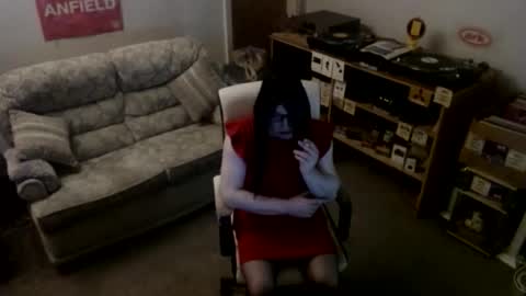 sweetlouise69 online show from November 7, 6:46 am