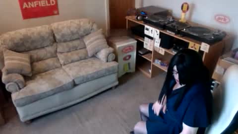 sweetlouise69 online show from December 22, 11:29 am