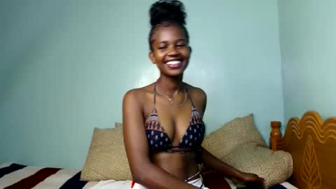 Snapshot of sweetlykaya chatting on June 7, 12:04 am KAYA online show from June 7, 12:04 am