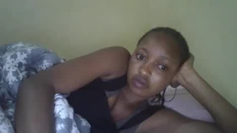 Snapshot of sweetmama06 chatting on October 5, 1:59 am sweetmama06 online show from October 5, 1:59 am