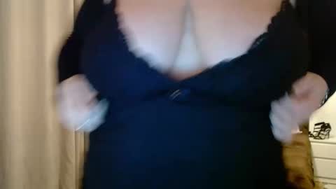 sweetmaya online show from January 15, 7:23 pm