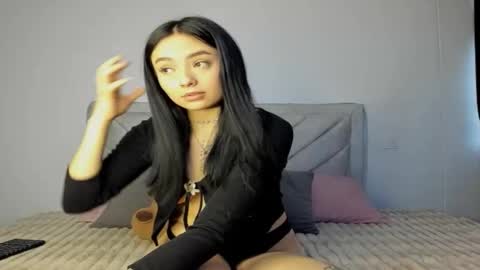 sweetmili133 online show from January 11, 11:15 am