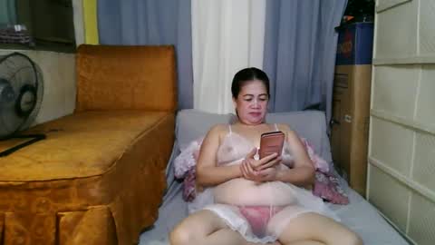 sweetmine4u28 online show from December 2, 6:32 pm