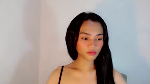 Snapshot of sweetmorena_xox chatting on October 22, 5:41 am Nia online show from October 22, 5:41 am