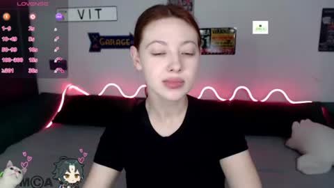 Snapshot of sweetmuffin88 chatting on July 3, 6:20 am sweetmuffin88 online show from July 3, 6:20 am
