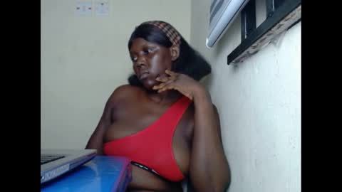 Snapshot of sweetnectarx chatting on February 24, 8:14 pm sweetnectarx online show from February 24, 8:14 pm