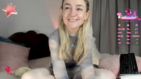 Snapshot of sweetnina_wet chatting on June 11, 12:32 am Sweetnina online show from June 11, 12:32 am