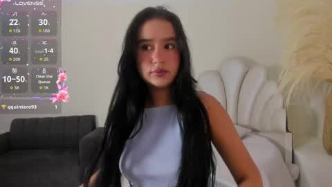 Snapshot of sweetnova_ chatting on June 6, 6:51 am Sweet Nova online show from June 6, 6:51 am