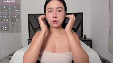 Snapshot of sweetnova_ chatting on June 9, 2:01 am Sweet Nova online show from June 9, 2:01 am