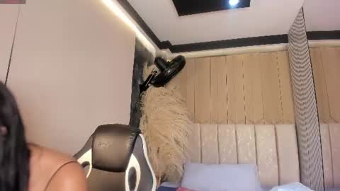 Snapshot of sweetnova_ chatting on June 14, 2:24 am Sweet Nova online show from June 14, 2:24 am