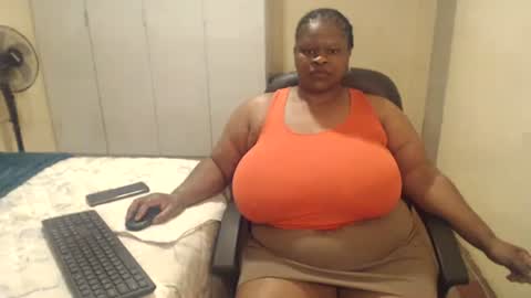 sweetnoziexxx online show from December 2, 3:03 pm