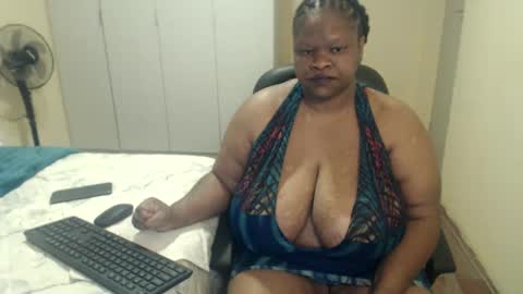 sweetnoziexxx online show from December 3, 5:53 am