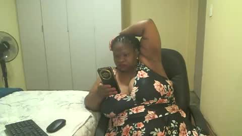 sweetnoziexxx online show from December 10, 4:56 am