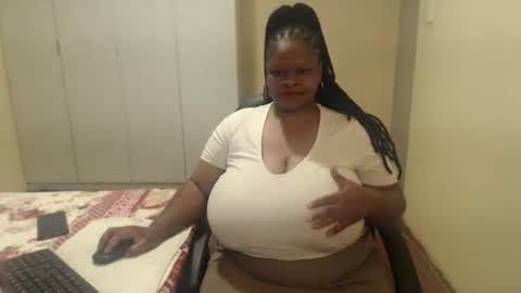 sweetnoziexxx online show from January 18, 7:59 am
