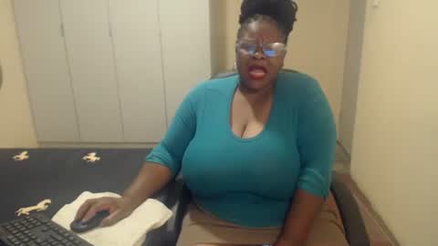 sweetnoziexxx online show from February 18, 6:04 am