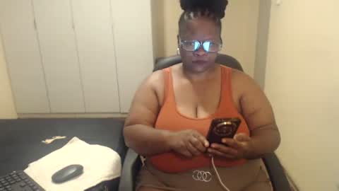 sweetnoziexxx online show from February 20, 7:34 am