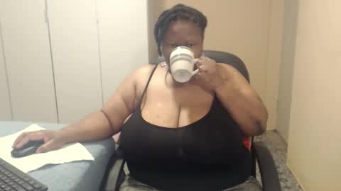 sweetnoziexxx online show from September 19, 4:47 am