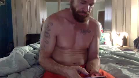 Snapshot of sweetnsexy95 chatting on January 19, 7:58 pm WeAim2PZzz online show from January 19, 7:58 pm