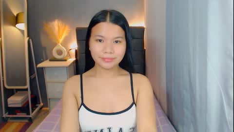 Snapshot of sweetnwildts chatting on April 25, 2:36 pm Ghena online show from April 25, 2:36 pm