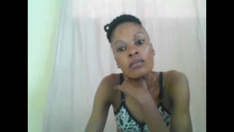 ESTHER online show from January 17, 8:56 am