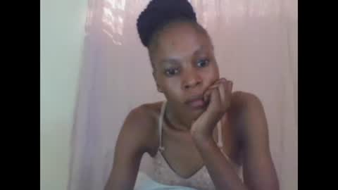 ESTHER online show from January 24, 1:03 pm