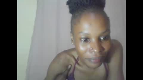 ESTHER online show from January 25, 6:46 pm