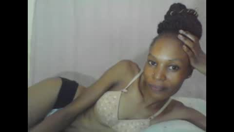 ESTHER online show from January 26, 6:27 pm