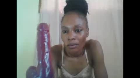 ESTHER online show from January 30, 12:37 pm