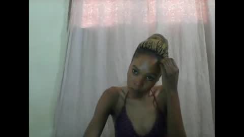 ESTHER online show from March 3, 12:37 pm