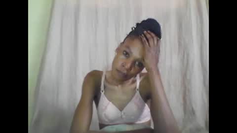 ESTHER online show from March 10, 12:15 pm