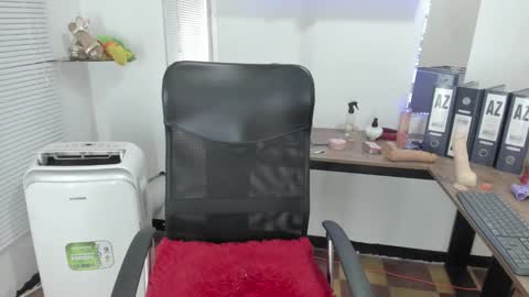 Snapshot of sweetsamy39715 chatting on January 3, 4:59 pm sweetsamy39715 online show from January 3, 4:59 pm