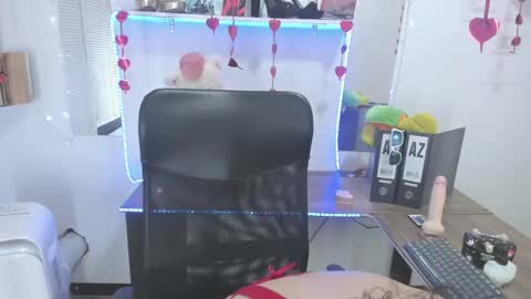 Snapshot of sweetsamy39715 chatting on February 14, 3:05 pm sweetsamy39715 online show from February 14, 3:05 pm