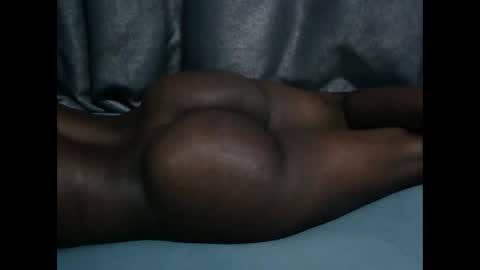 Snapshot of sweetsandrahh chatting on December 5, 10:57 am Sandrah online show from December 5, 10:57 am