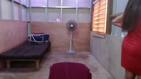 Sweet online show from May 4, 5:14 am